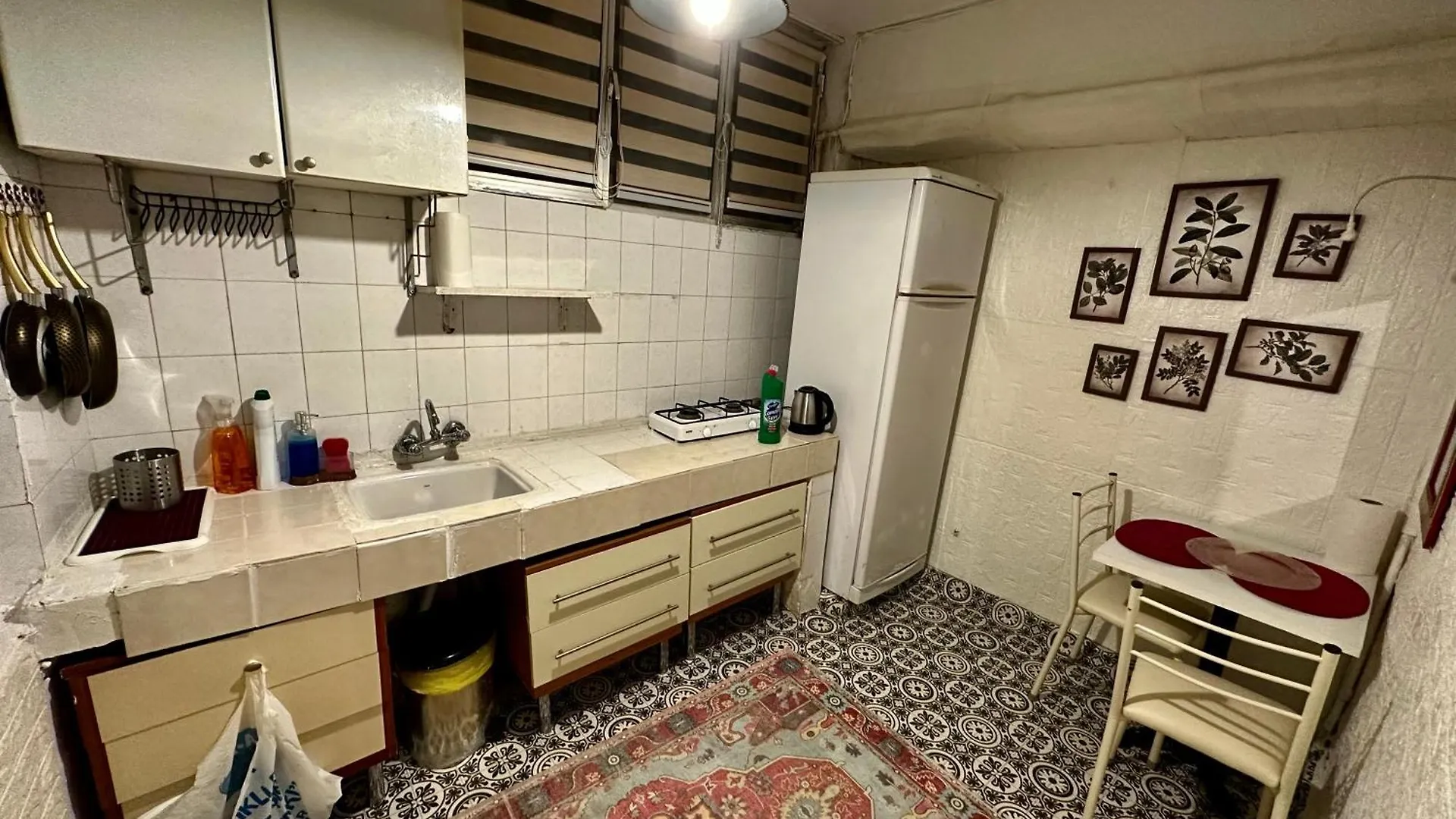 Incir Alti Ueskuedar 0*, İstanbul